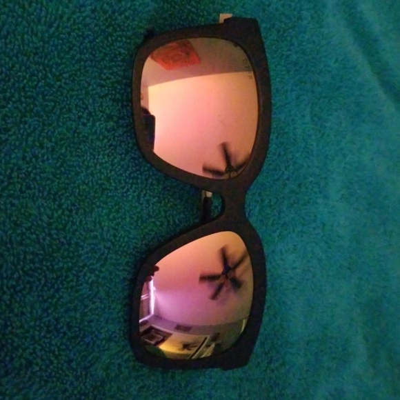 Diff Eyewear Accessories - Diff pink Bella polarized sunglasses